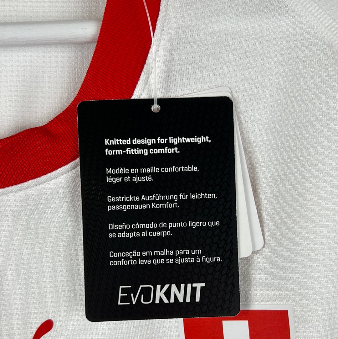 Switzerland 2018 Away Shirt - Extra Large - New With Tags