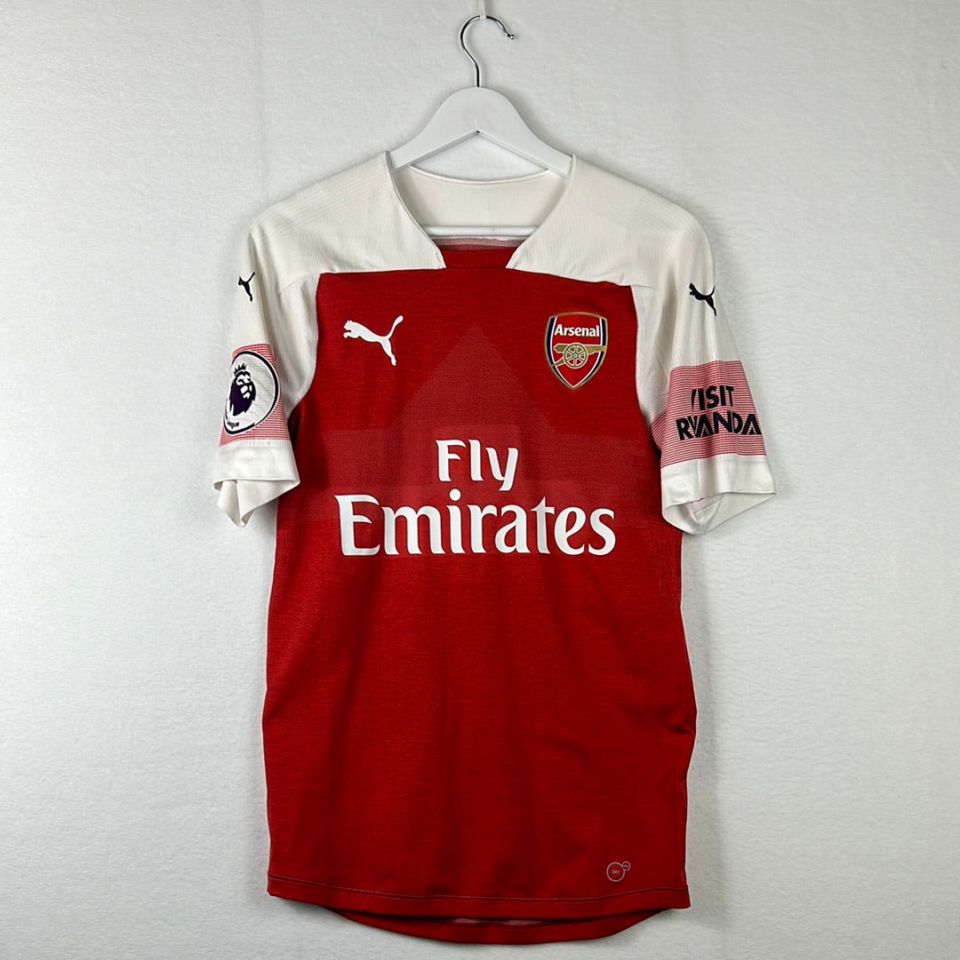 Arsenal 2018/2019 Match Issued Home Shirt - Welbeck 23