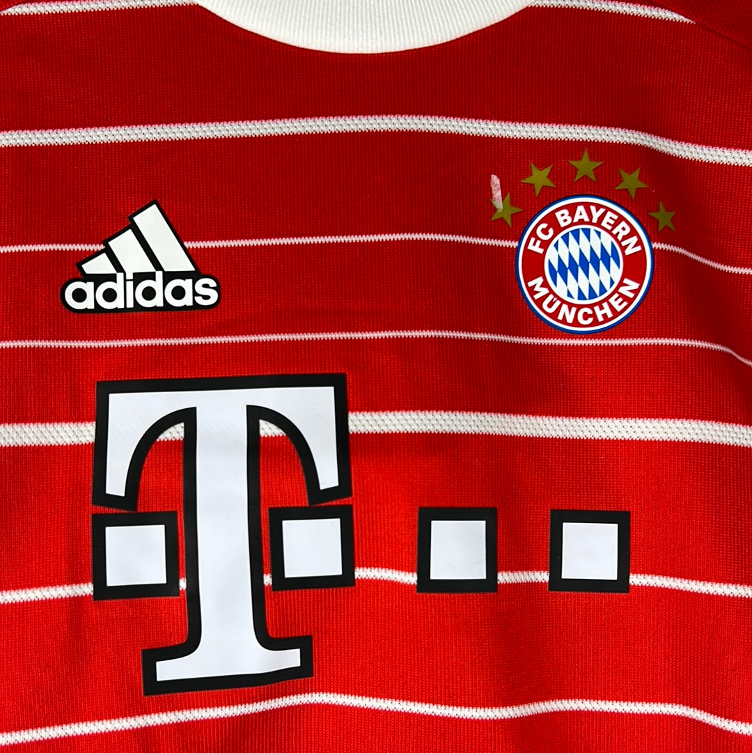 Bayern Munich 2022-2023 Home Shirt, Shorts & Socks - 3-4 years - BNWT