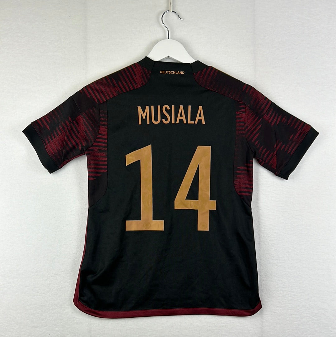 Germany 2022 Youth Away Shirt - Musiala 42 Print - New With Tags