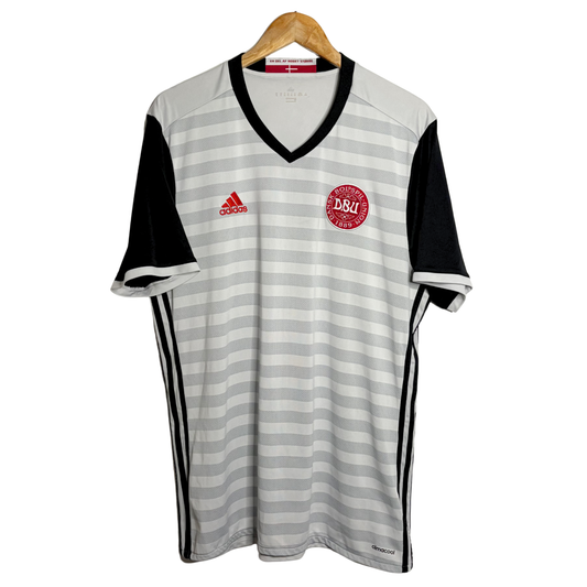 2016 Denmark Away Shirt - XL