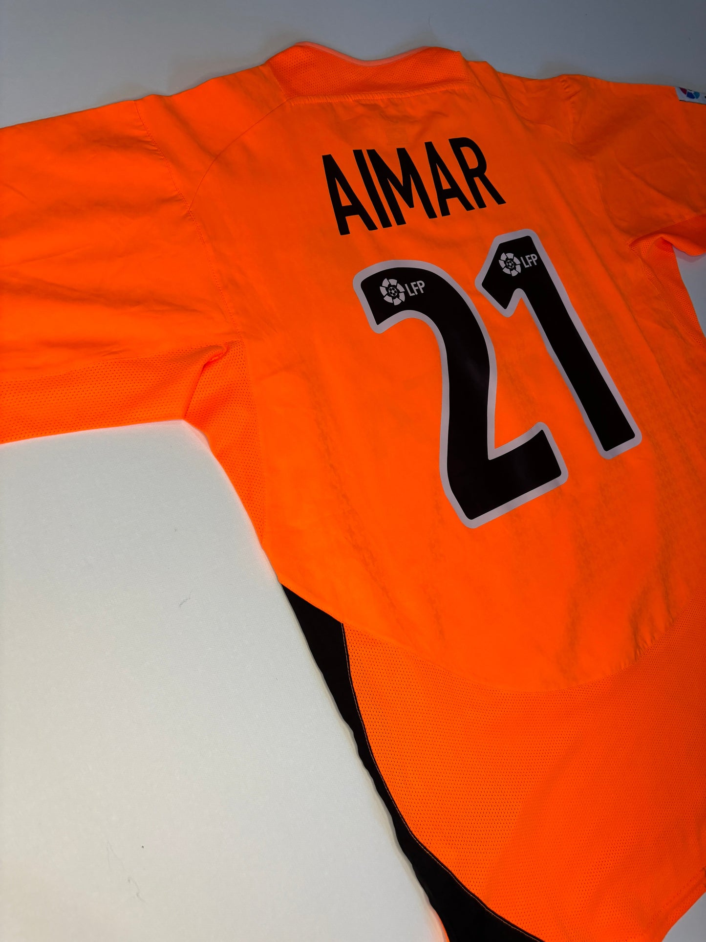 Valencia Away Shirt 2003/04 (L) Aimar 21