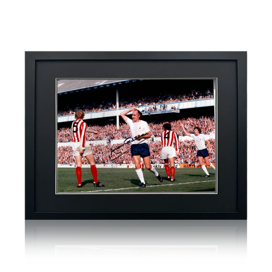 Alan Gilzean Signed Tottenham Hotspur 16x12 Image Compact Frame