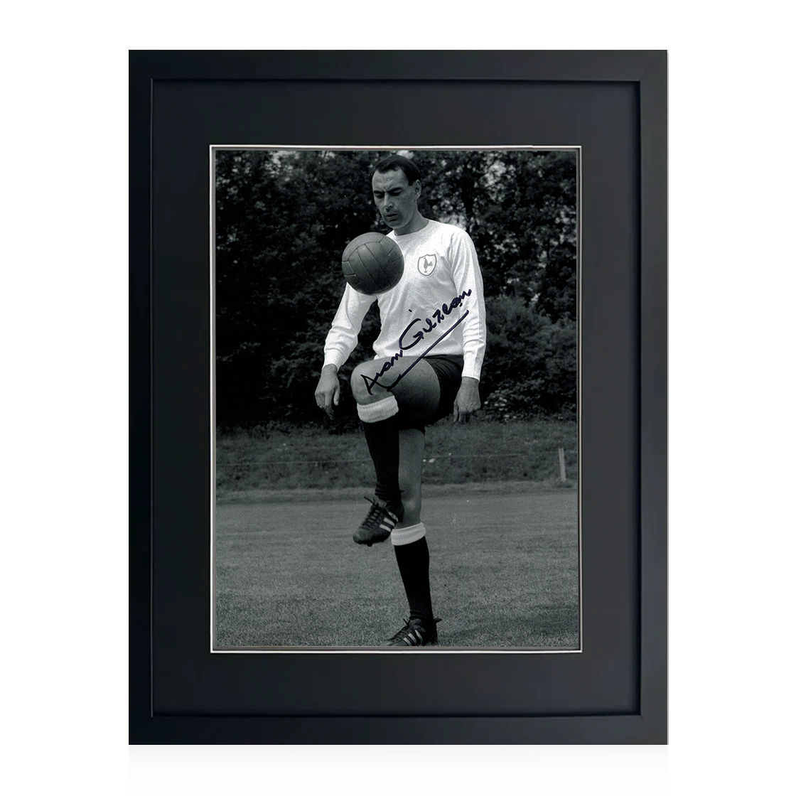 Alan Gilzean Signed Tottenham Hotspur 16x12 Image Deluxe Mount Frame