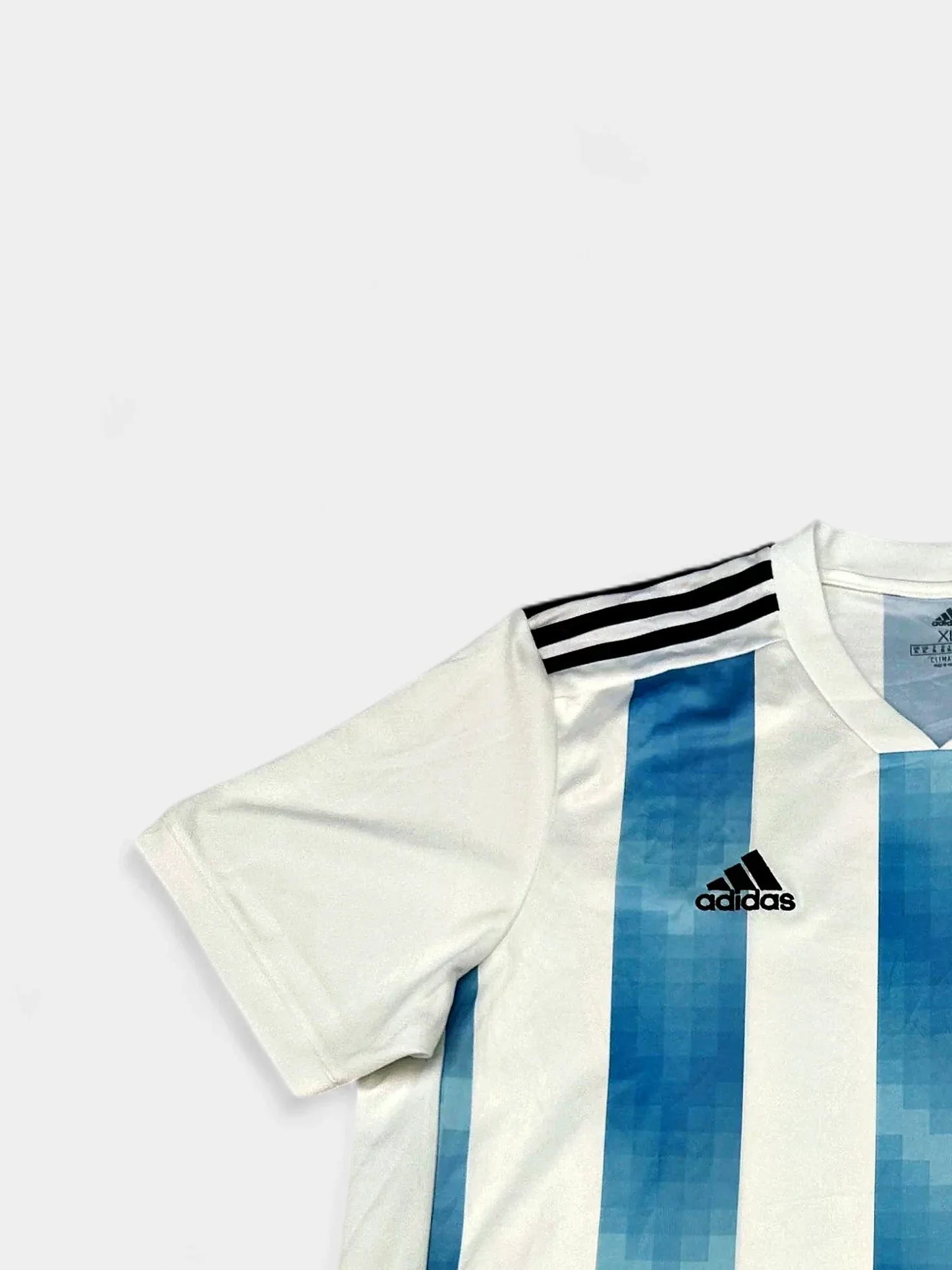 Argentina 2018-19 Football Shirt (XL)