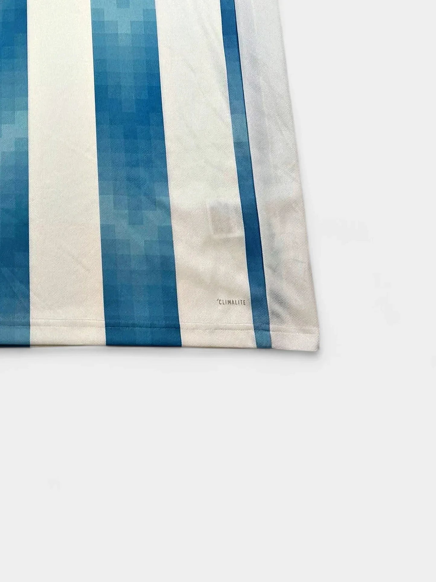 Argentina 2018-19 Football Shirt (XL)