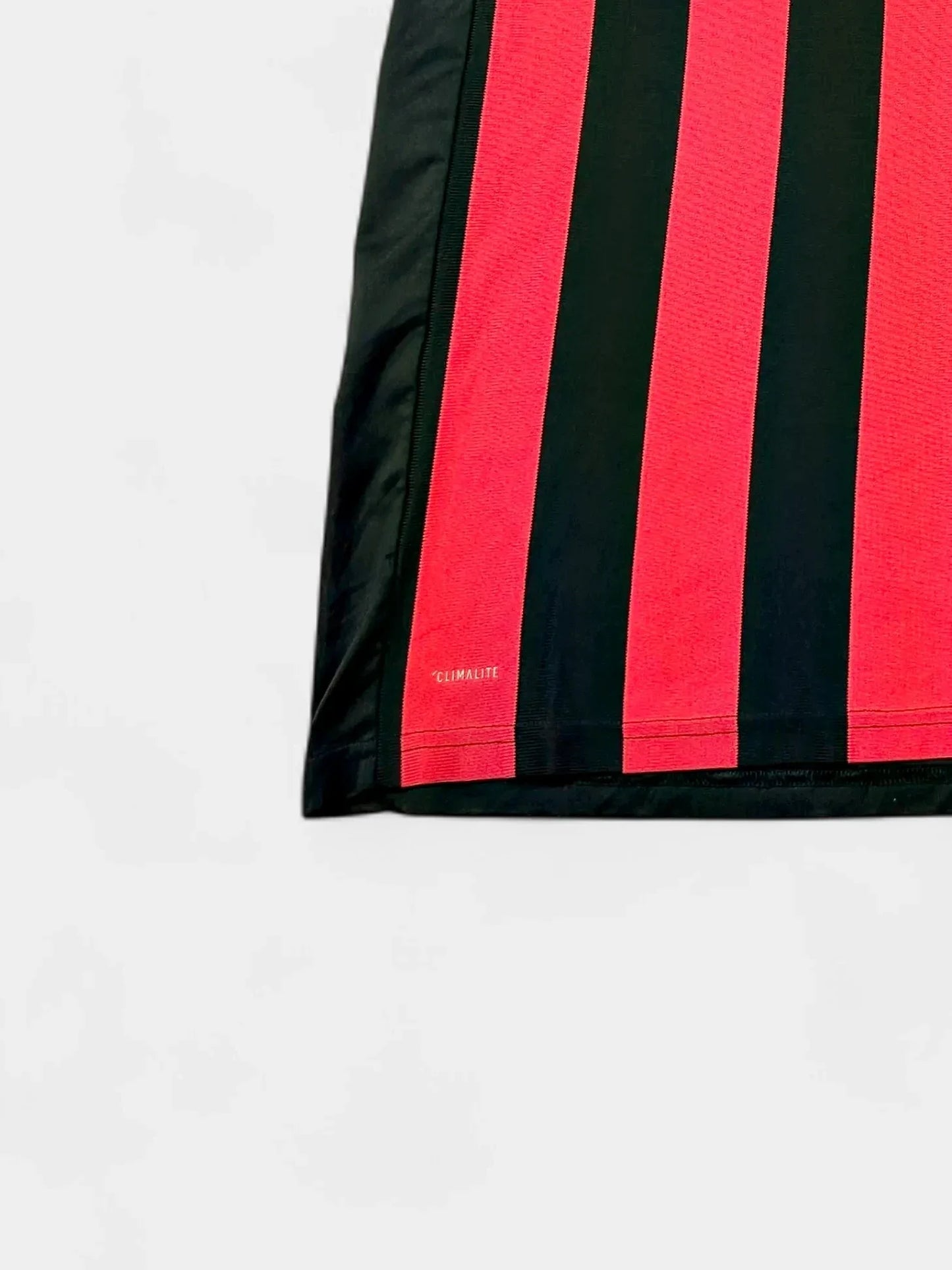 Atlanta United 2019 Football Shirt (Medium)