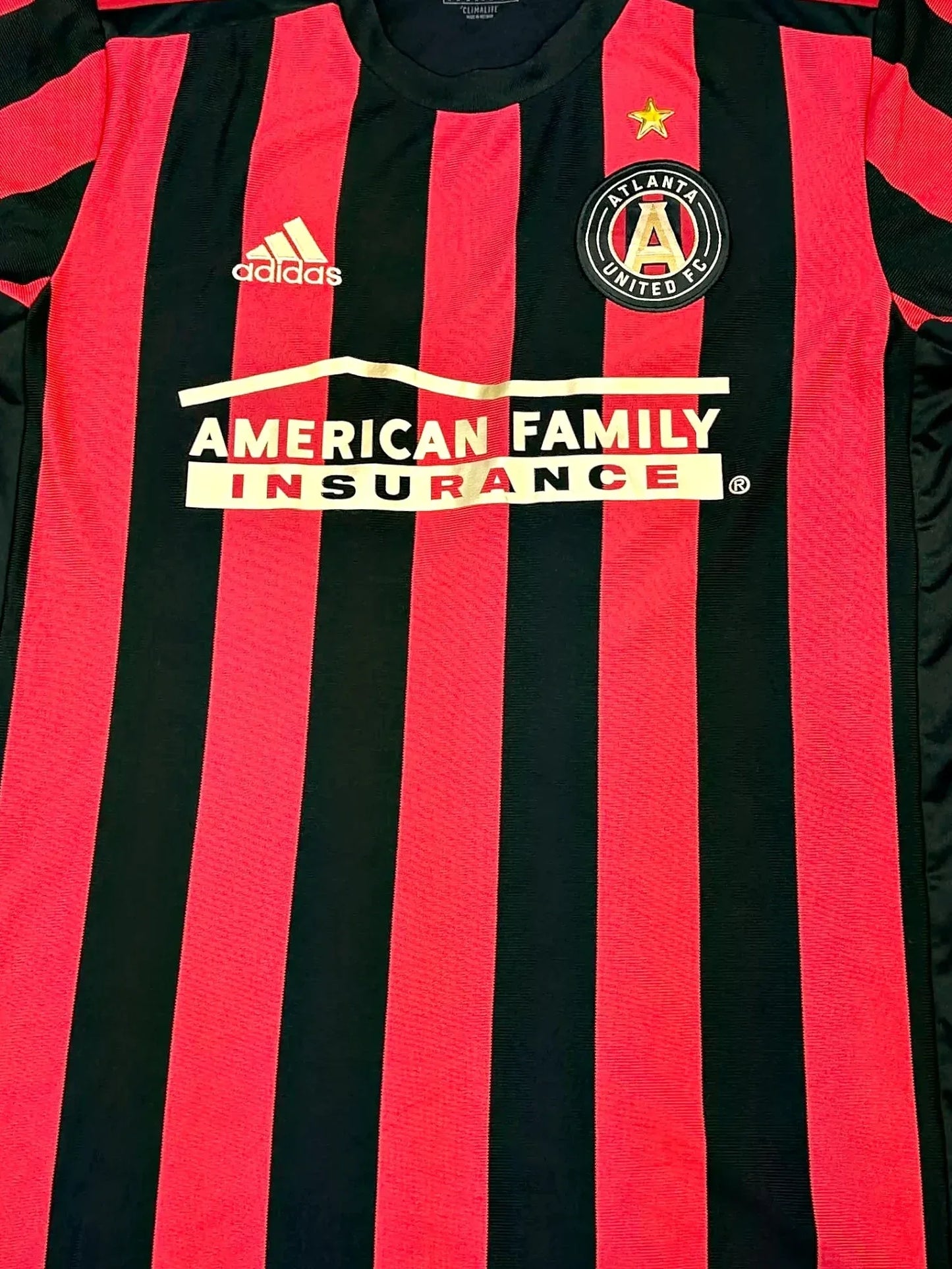 Atlanta United 2019 Football Shirt (Medium)
