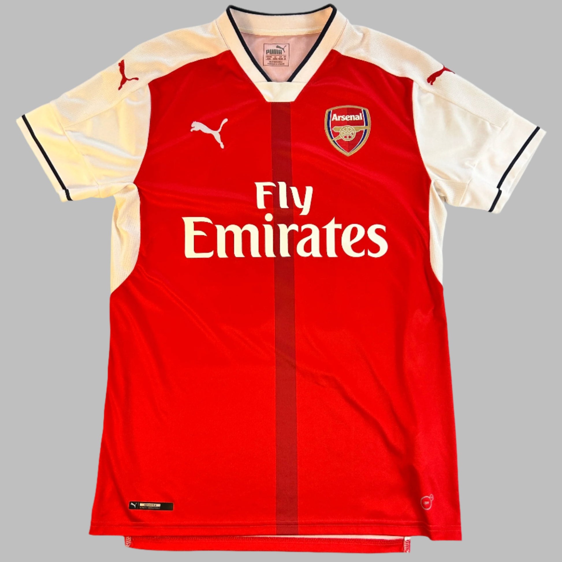 Arsenal 2016/2017 Home Shirt front with Fly Emirates sponsor