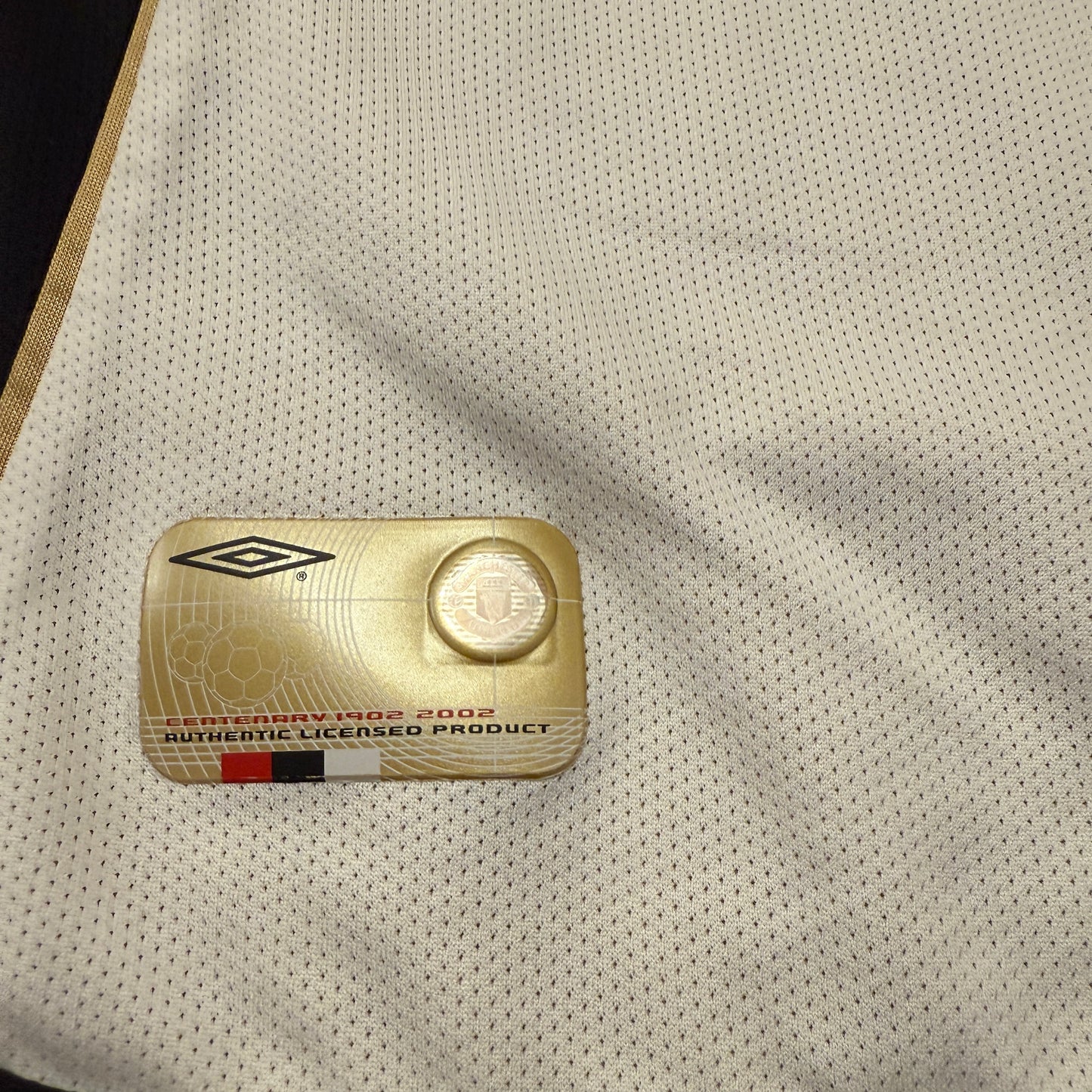 Manchester United 2001-2002 Third Shirt - Large - Very Good Condition