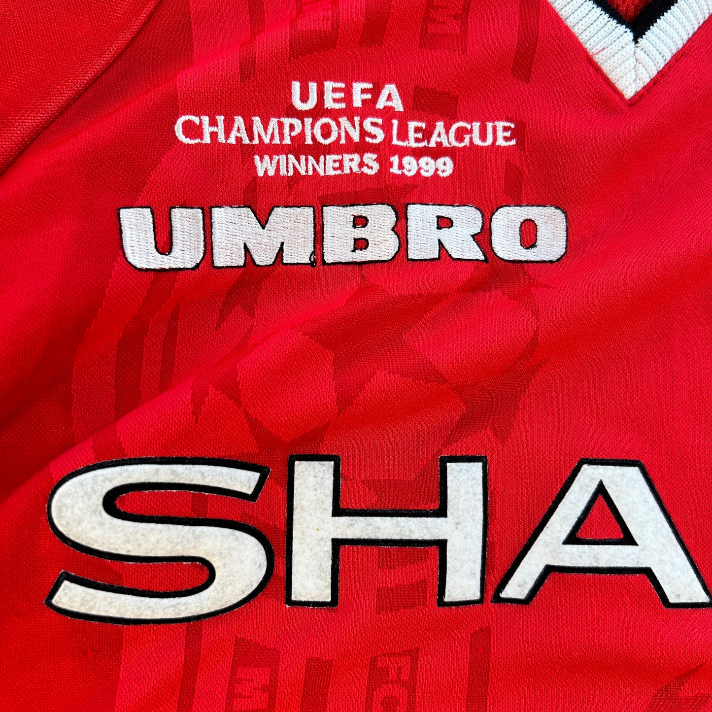 Manchester United 1999 European Home Shirt - Medium - Very Good Condition