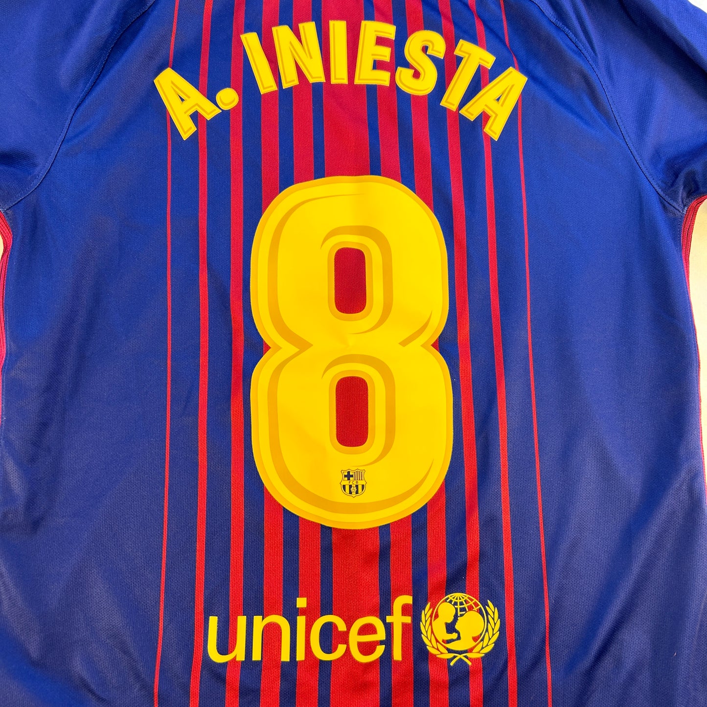 Barcelona 2017-2018 Home Shirt - Medium - Excellent Condition - Inesta 8 Print