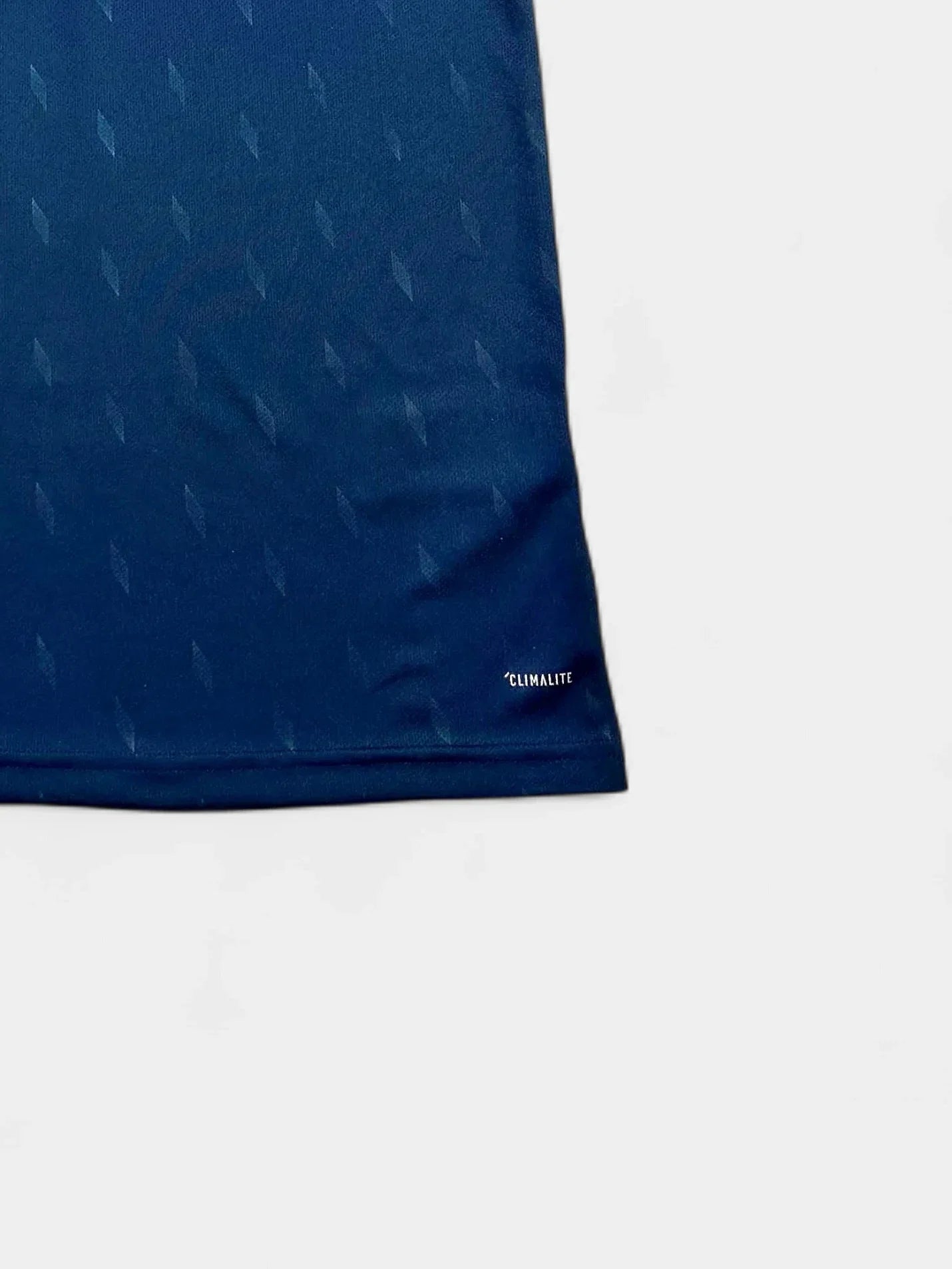 Bayern Munich 2019-20 Football Shirt (Medium)