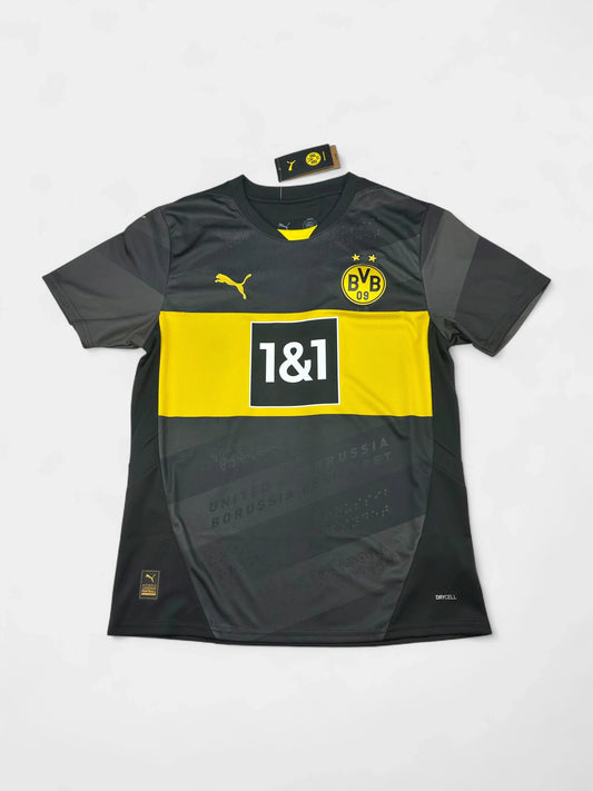 Borussia Dortmund 2024-25 Shirt (Medium)