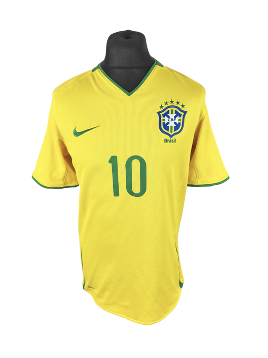 Brazil 2008-10 Home - Size M - Ronaldinho 10