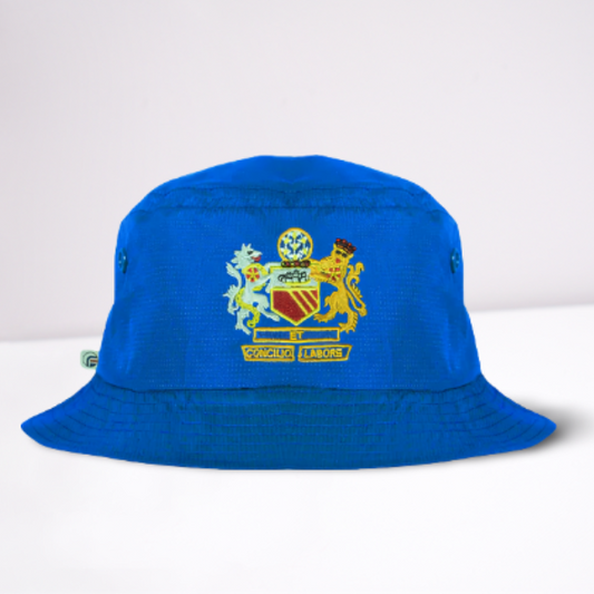 Blue bucket hat with a colourful emblem on a white background. The emblem is the 1968 Manchester United crest 