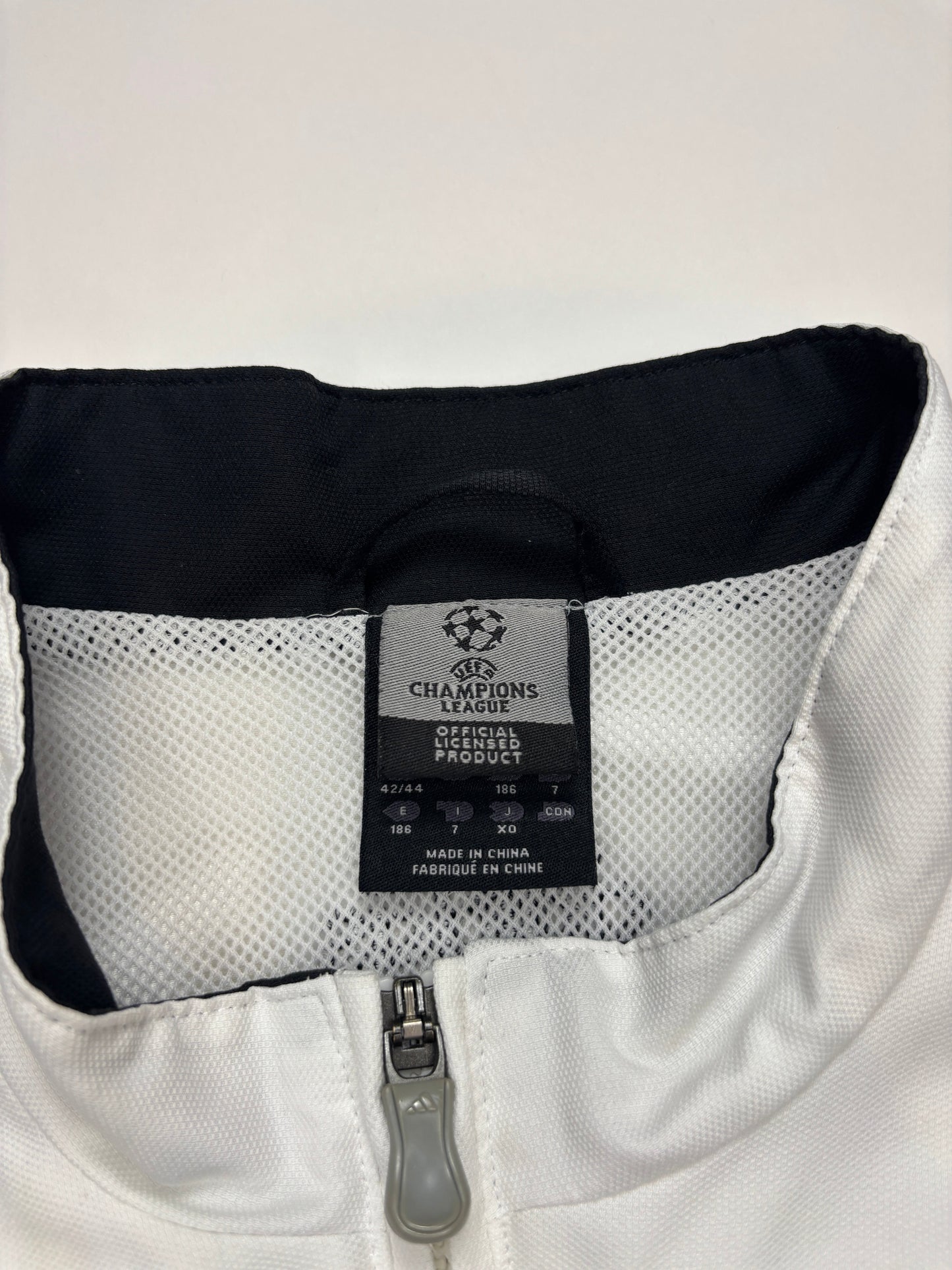 Real Madrid Champions League Tracksuit 2004/05 (L)
