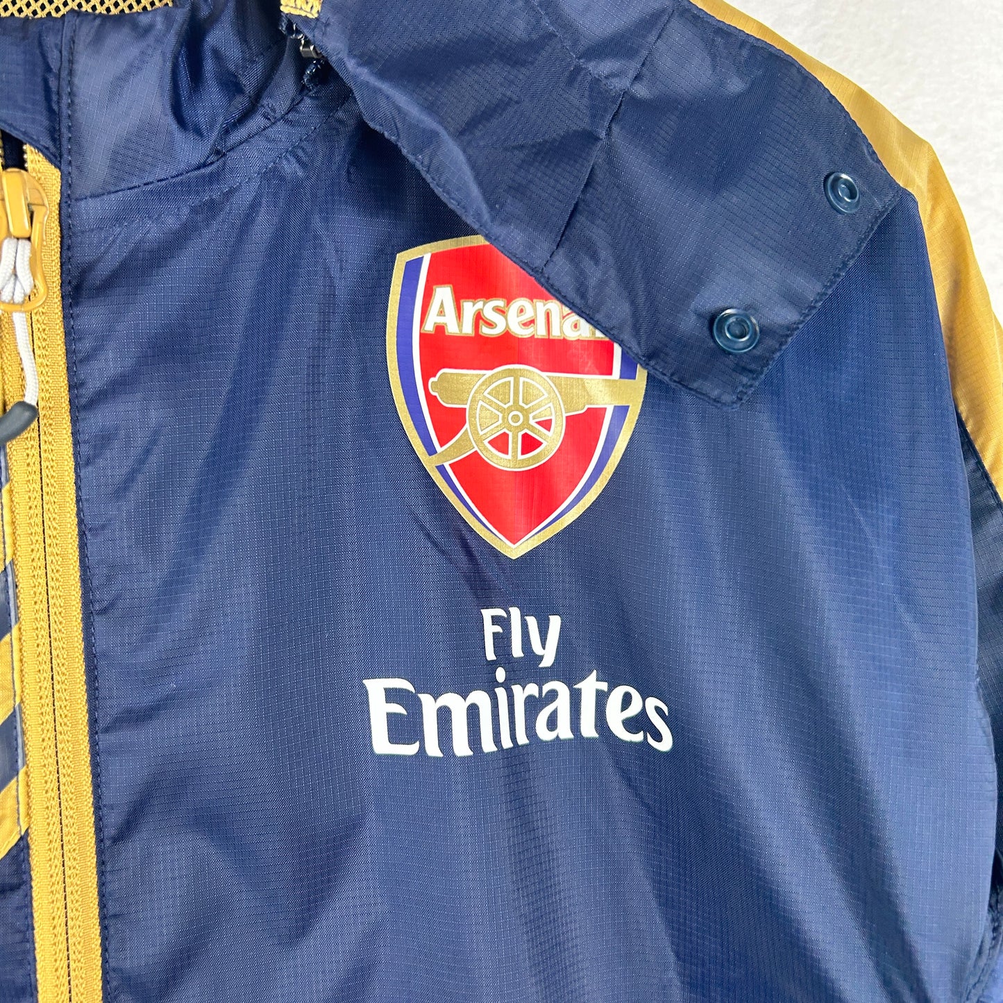 Arsenal 2015/2016 Training Jacket - Wind Breaker - Medium