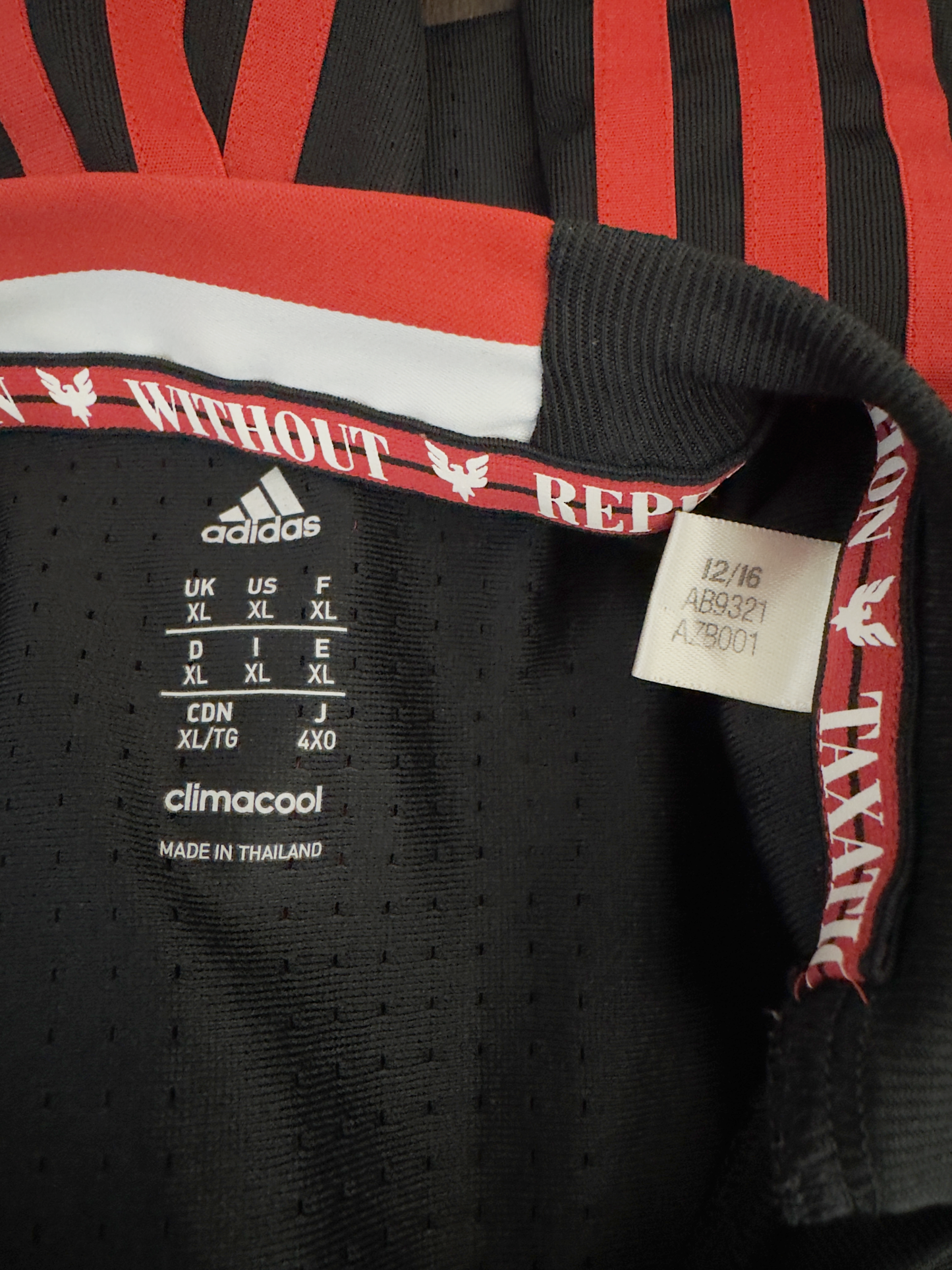 DC United 2016 Authentic Home Shirt - Size XL - (L Fit)