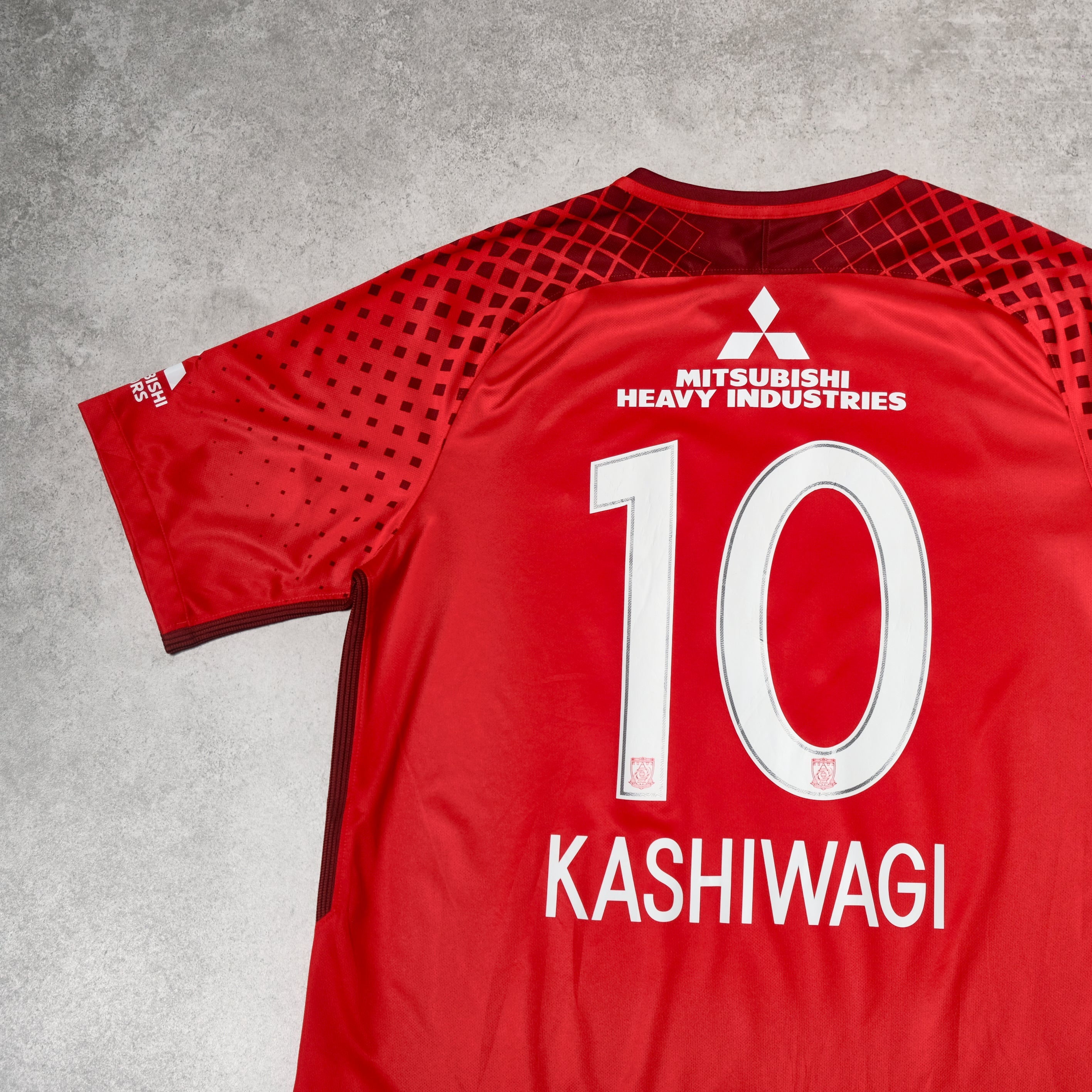 2018/19 Urawa Red Diamonds Home Shirt Nike J-League (XL) – Casual