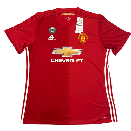 Manchester United 2016/2017 BNWT Home Shirt - XL