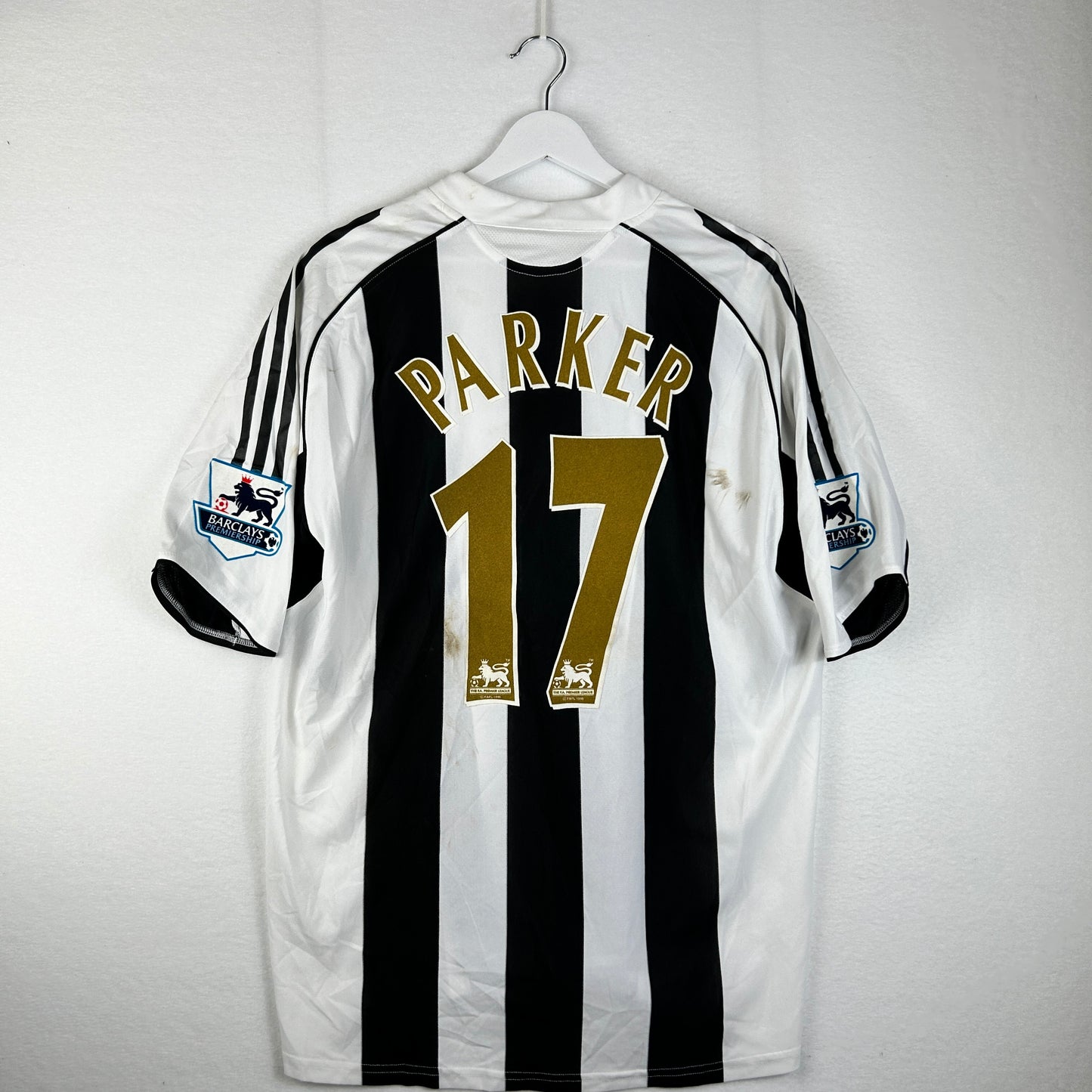 Newcastle United 2006/2007 Match Worn Home Shirt - Parker 17