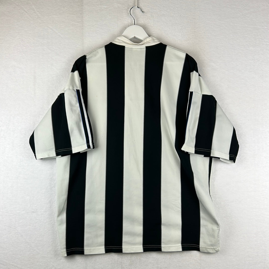 Newcastle United 1995-1997 Home Shirt - Very Good Condition - Extra Large