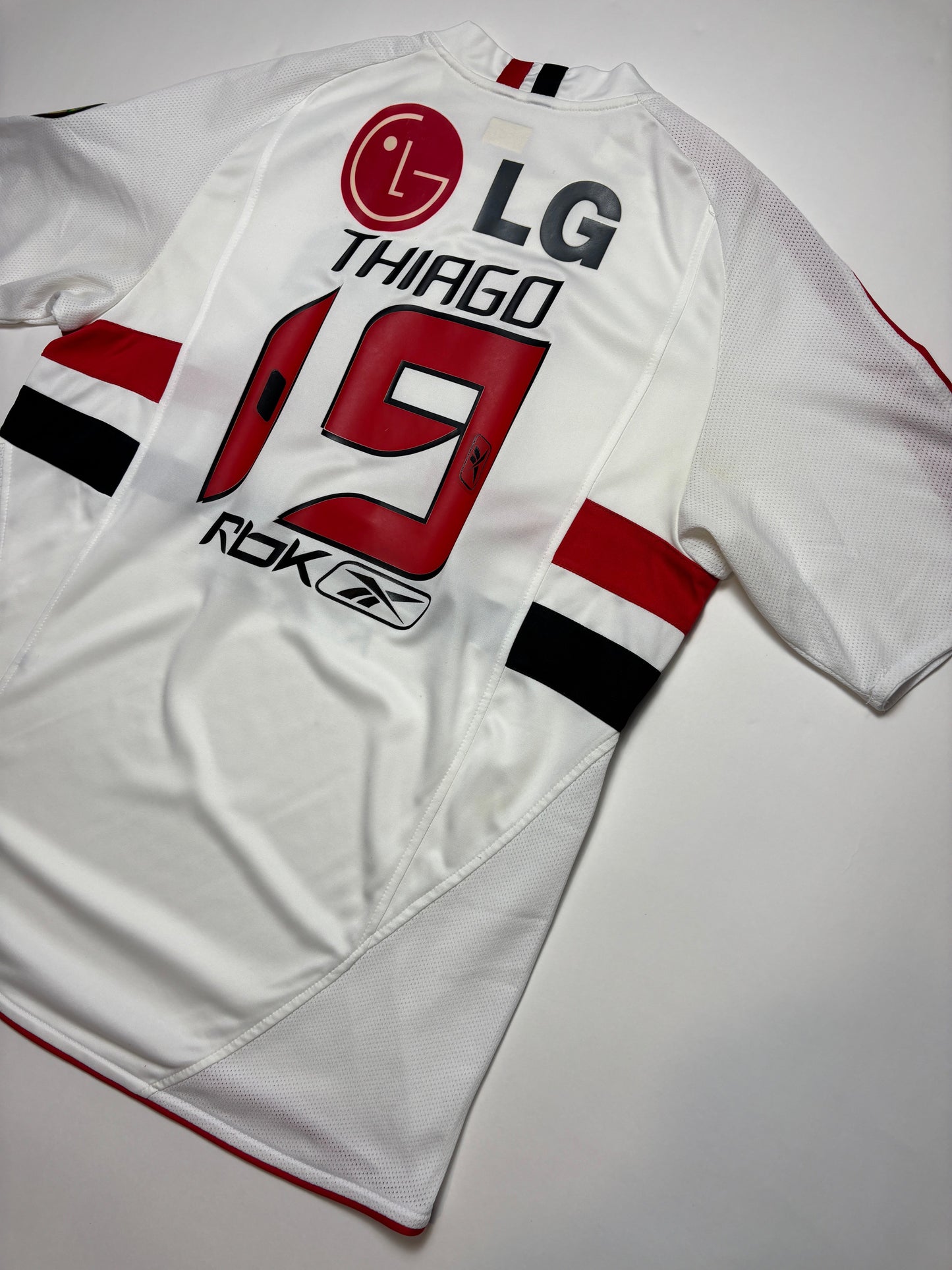 Sao Paulo Home Shirt 2006 (L) Thiago 19