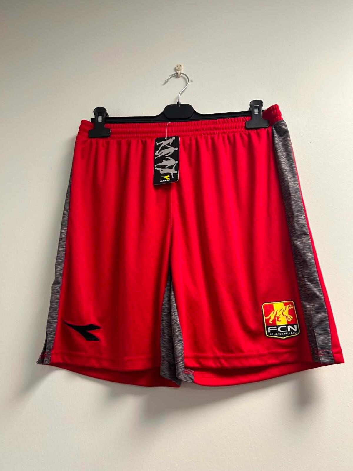 FC Nordsjaelland 2014-2015 Football Shorts (BNWT) L