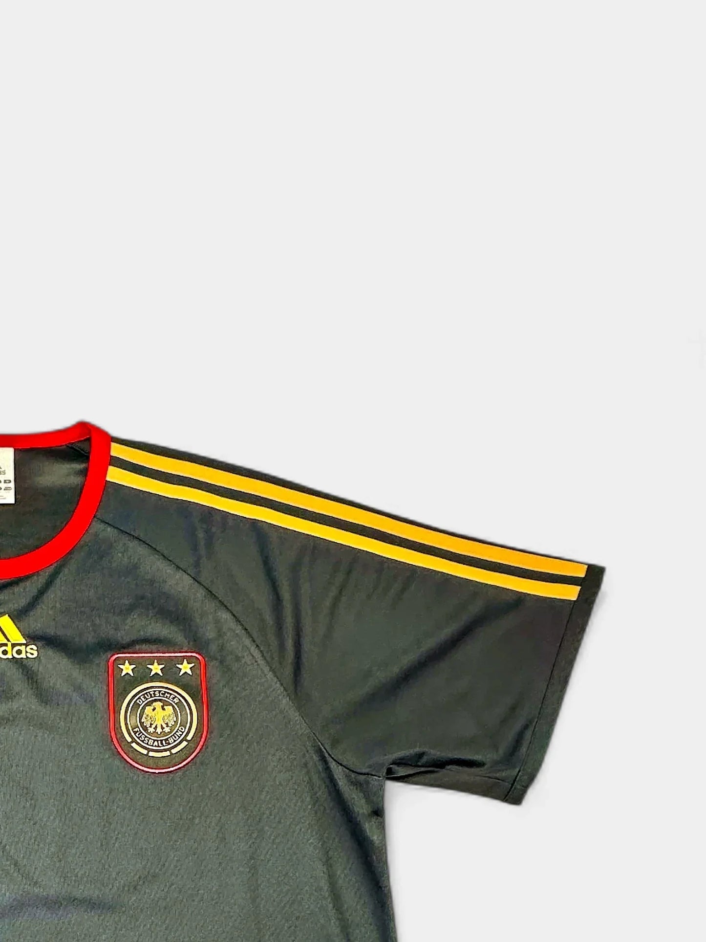 Germany 2010-2011 Football Shirt (Large)