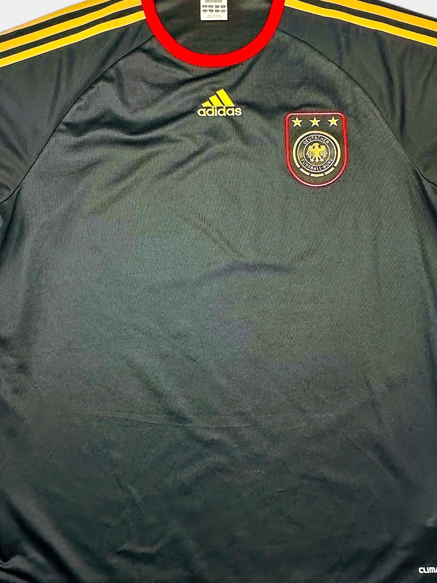 Germany 2010-2011 Football Shirt (Large)