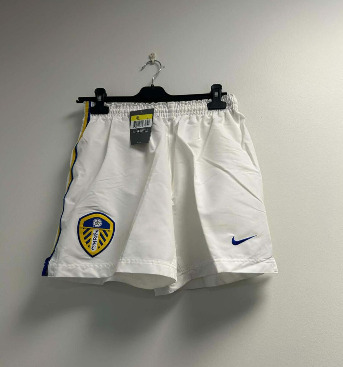 Leeds United 2000-2001 Football Shorts (BNWT) S