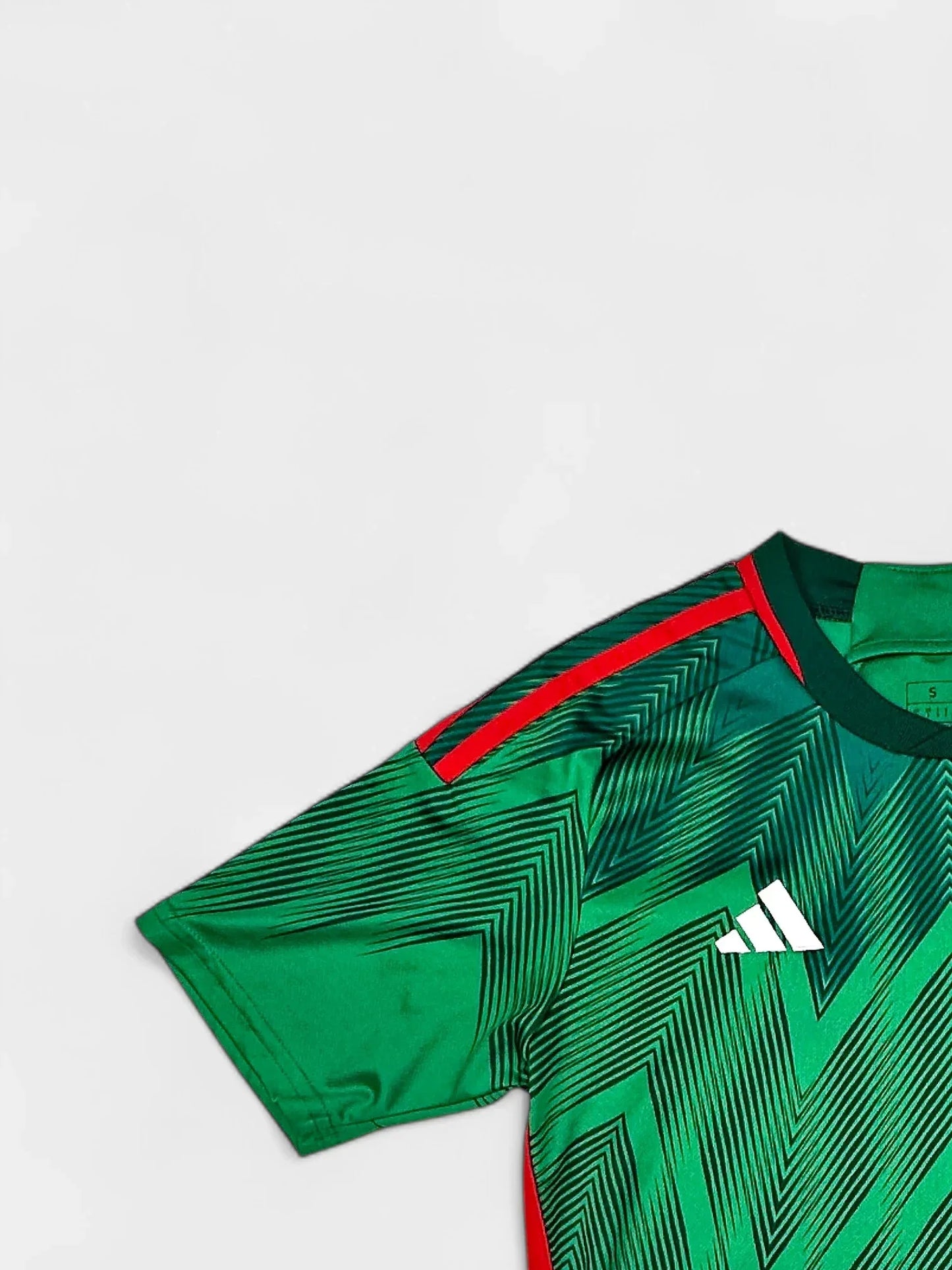 Mexico 2022 Football Shirt (Small)