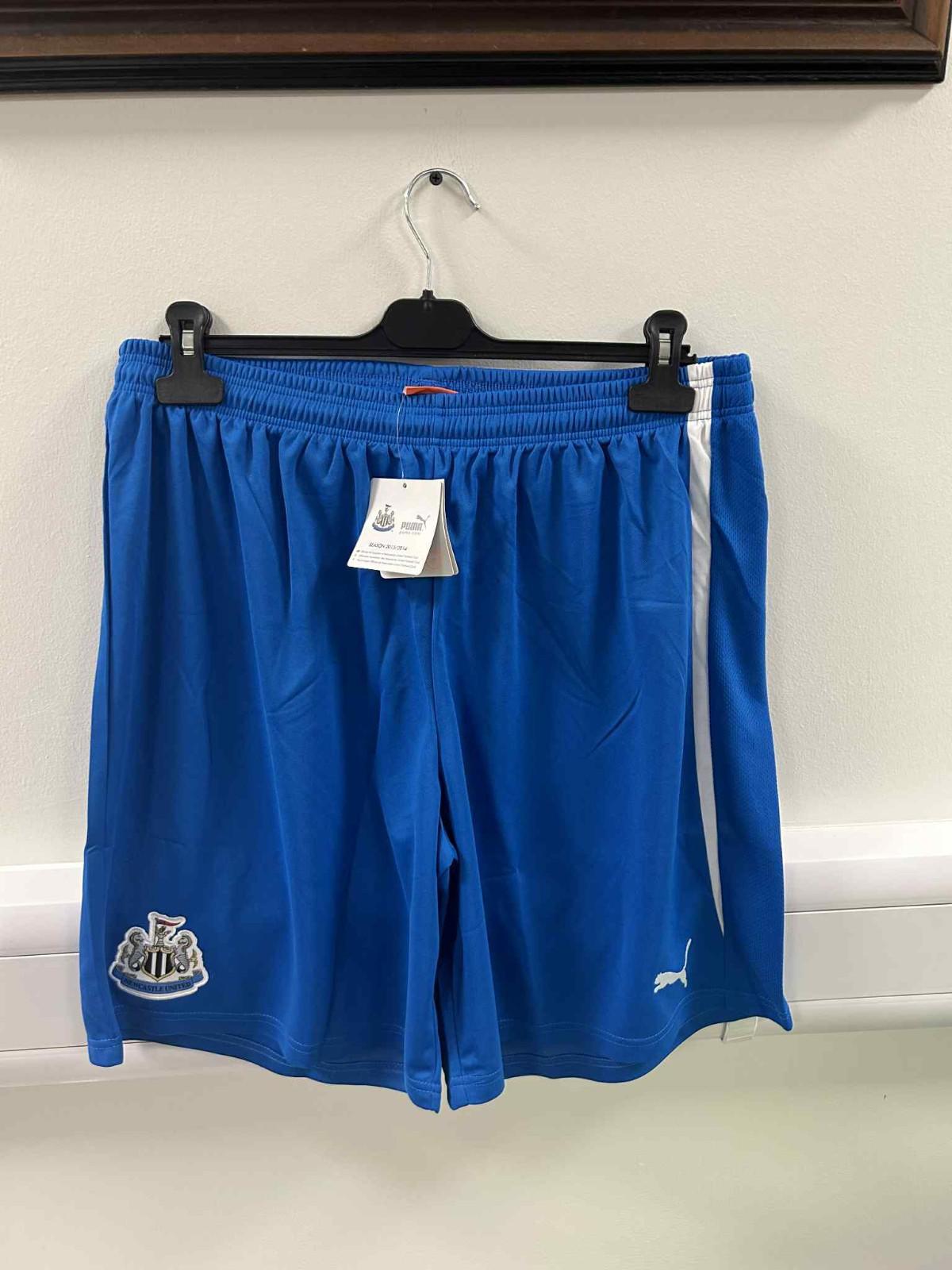 Newcastle United 2013-2014 Football Shorts (BNWT) XL