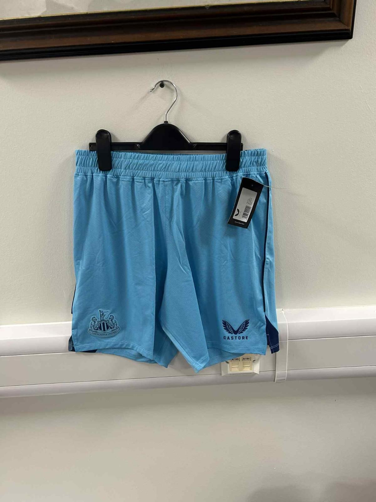 Newcastle United 2022-2023 Football Shorts (BNWT) S