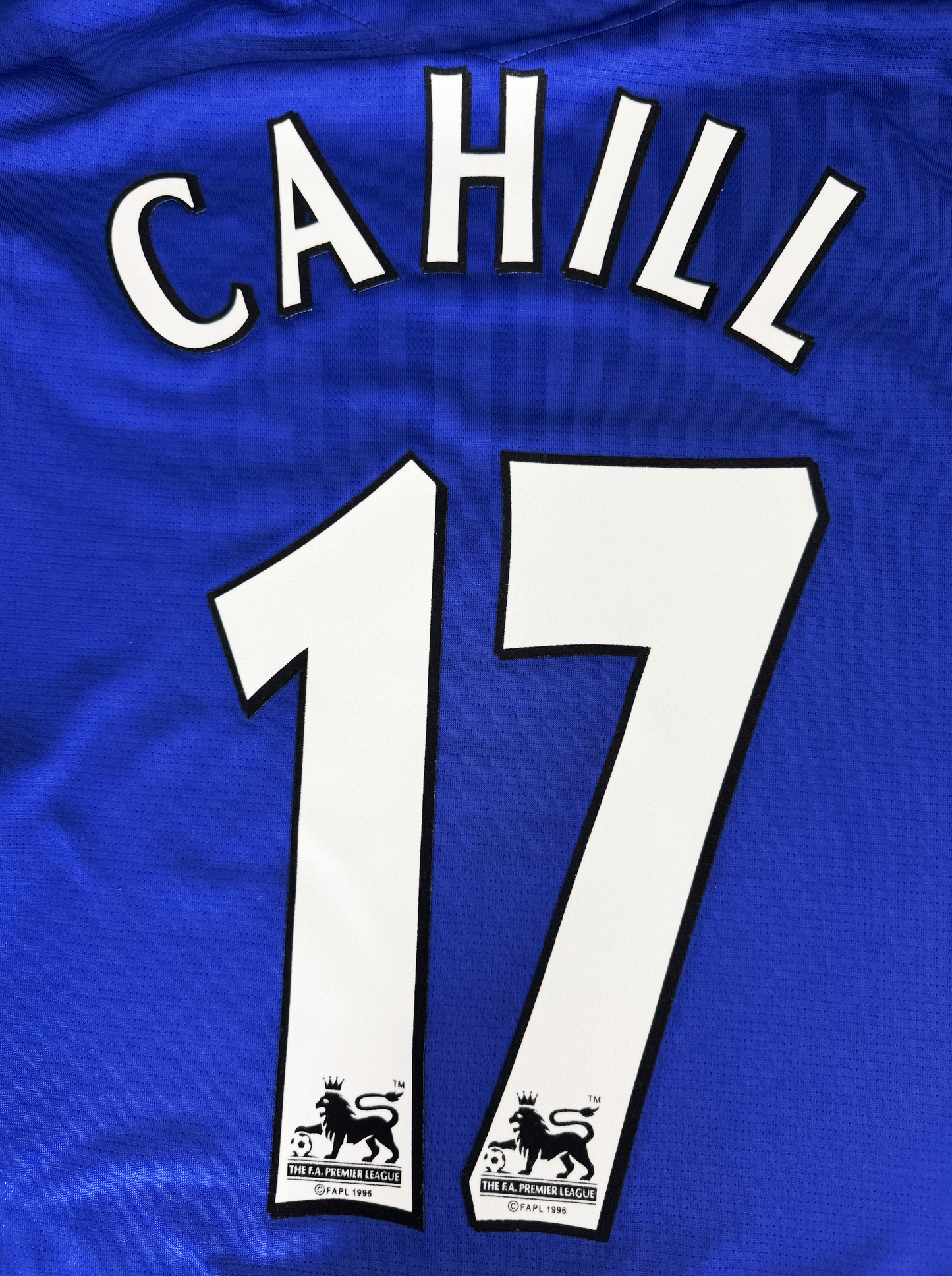 Everton 2005-06 Home Shirt - Size XXL (XL Fit) - Cahill 17