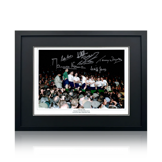 Tottenham Hotspur 1961 Squad Signed By 7 Image 5 Deluxe Mount Frame
