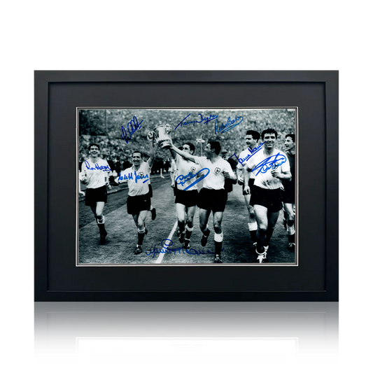 Tottenham Hotspur 1961 Squad Signed By 9 Image 1 Deluxe Mount Frame