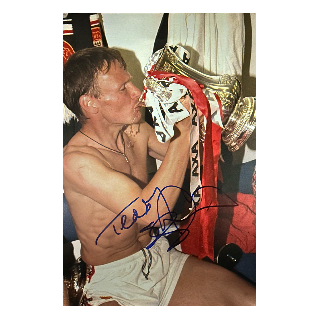 Teddy Sheringham Signed Manchester United 12x8 Photo