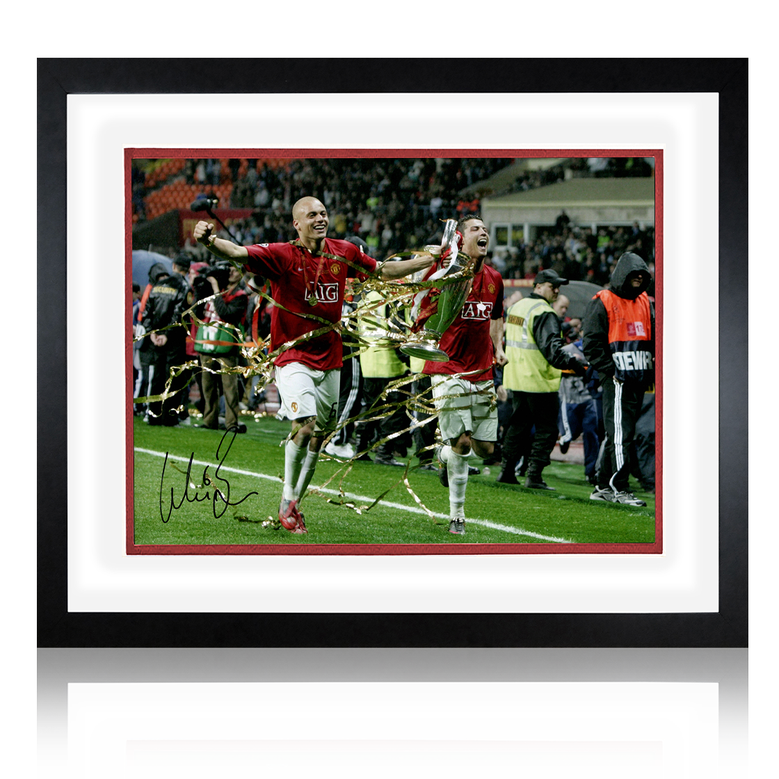 Wes Brown Signed Manchester United Image Deluxe Mount Frame