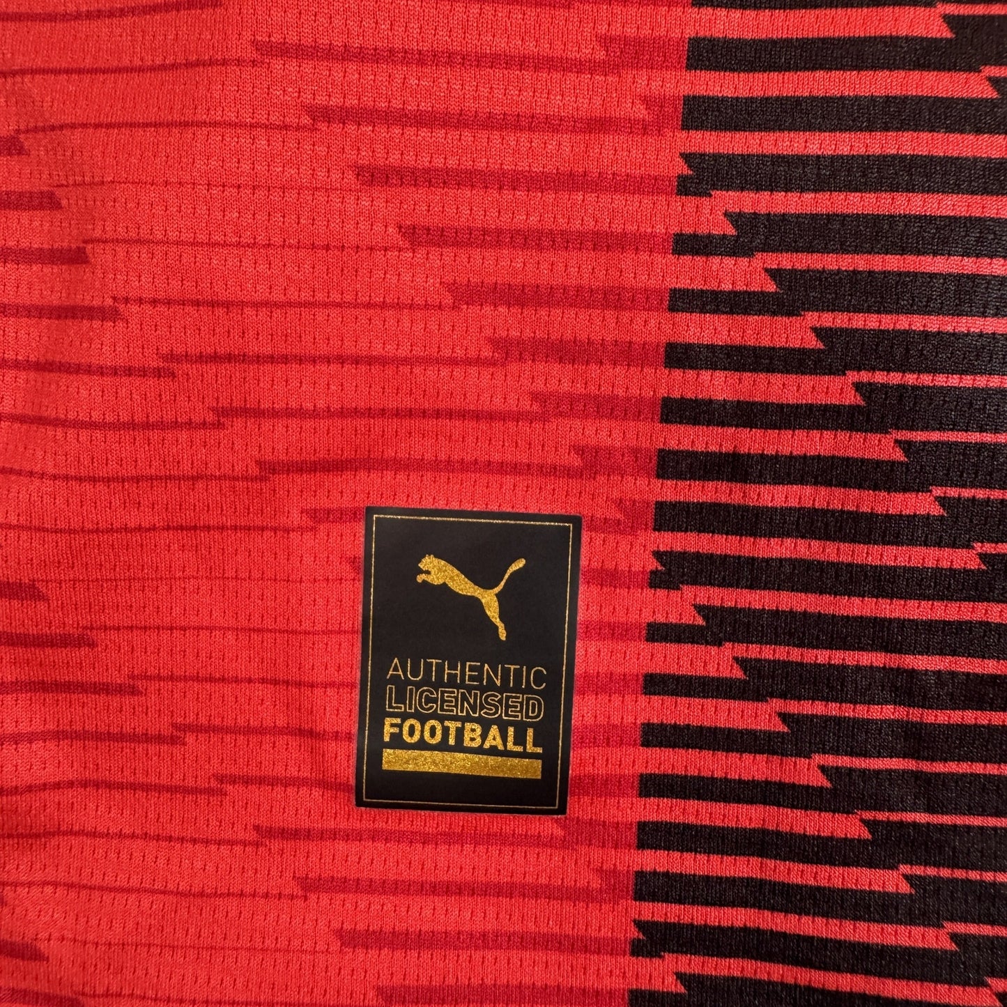AC Milan 2023/2024 Home Shirt Medium