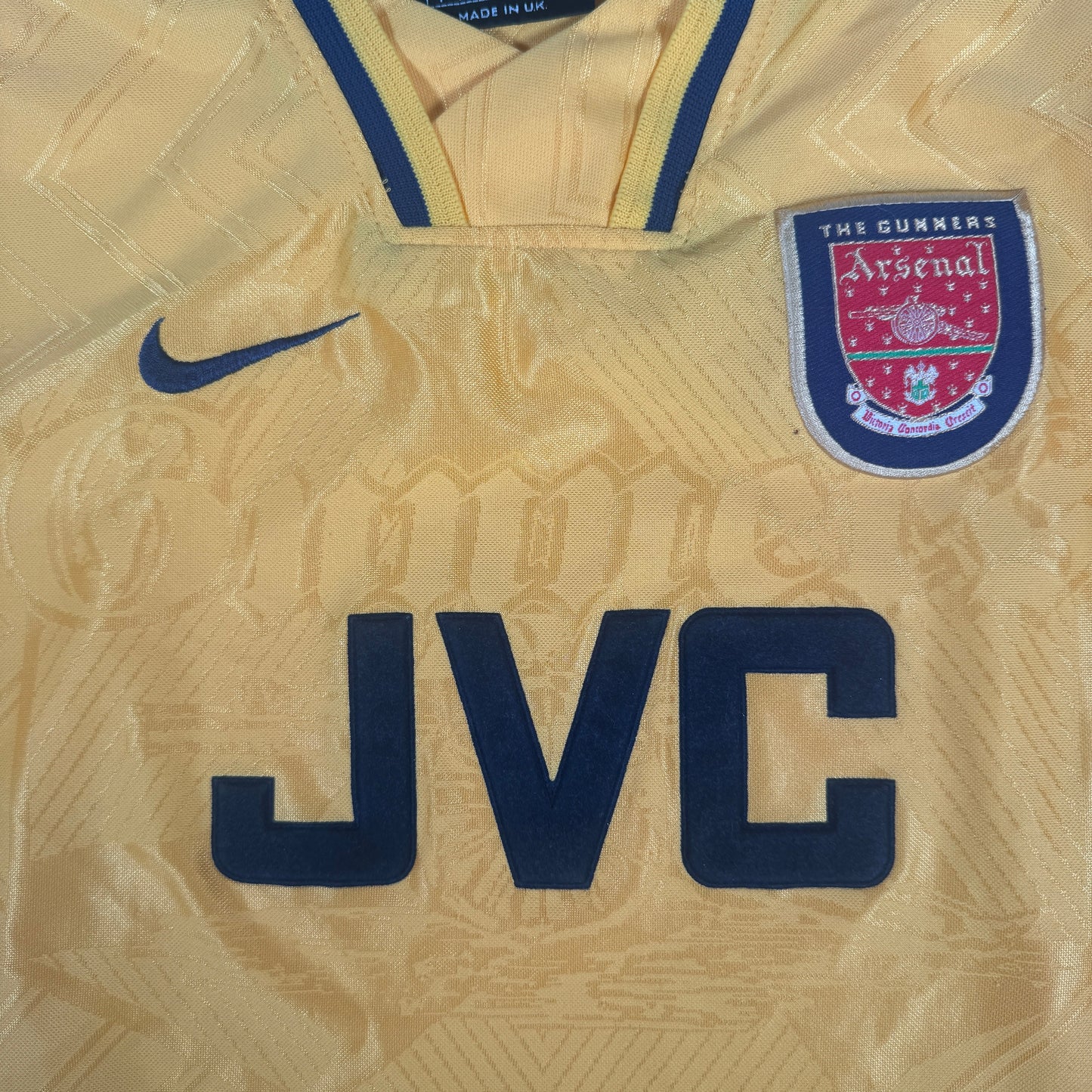 Arsenal 1996/1997 Away Football Shirt Small