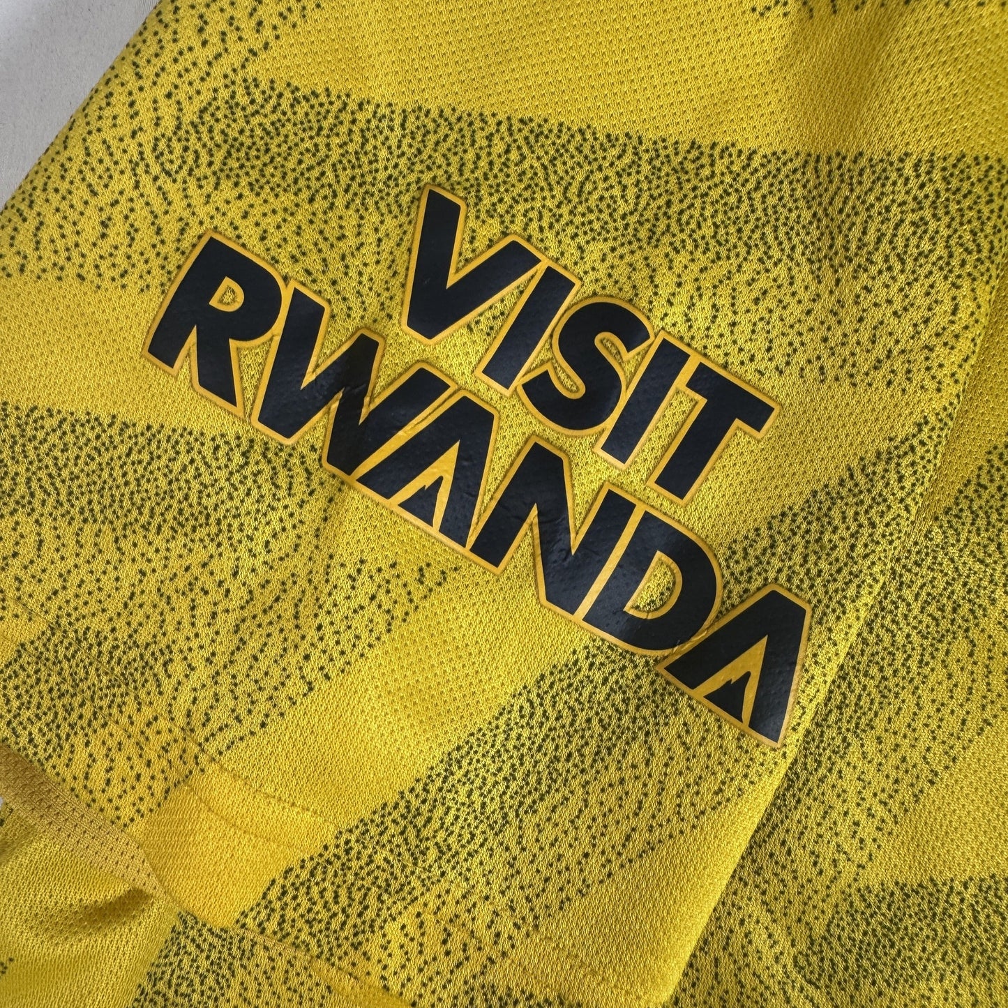 Arsenal 2019/2020 Away Shirt Medium