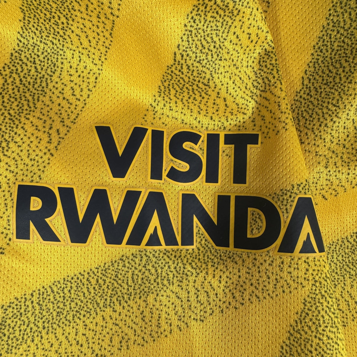 Arsenal 2019/2020 Away Shirt Small