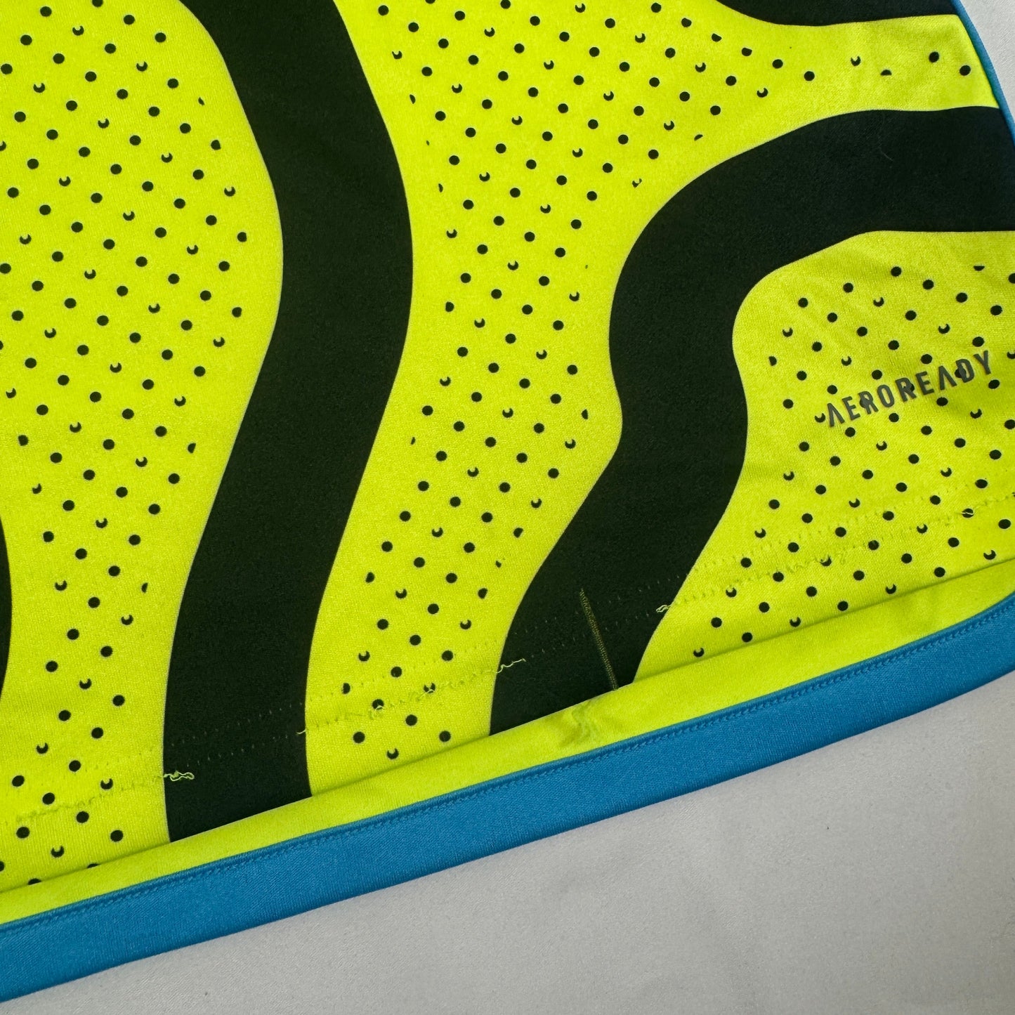 Arsenal 2023/2024 Away Shirt Medium