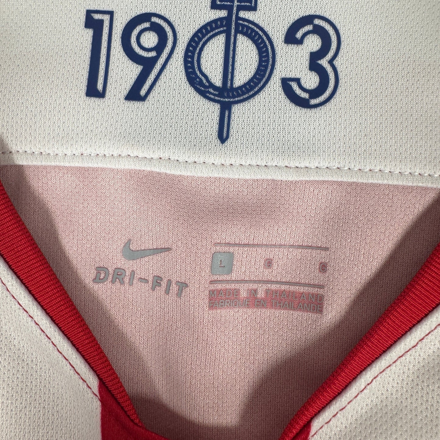 Atletico Madrid 2019/2020 Home Shirt Large