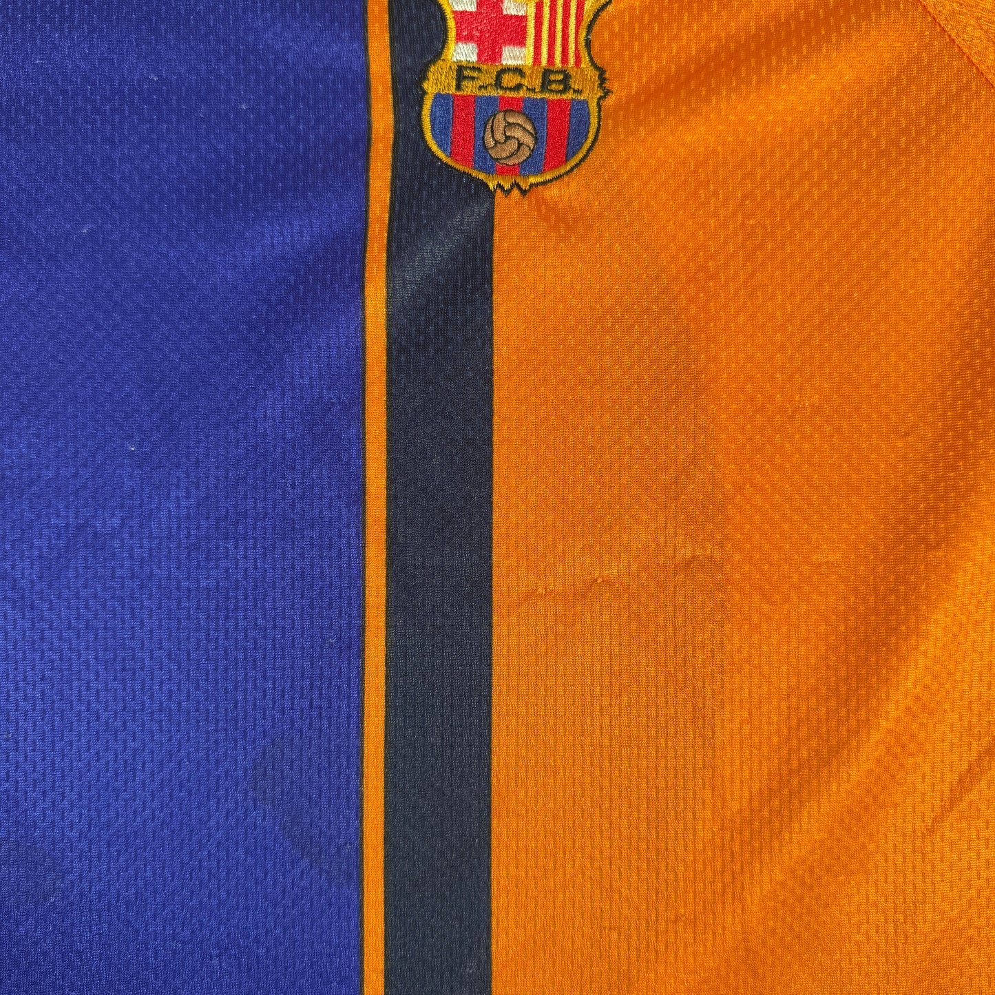 Barcelona 1997/1998 Away Football Shirt Large