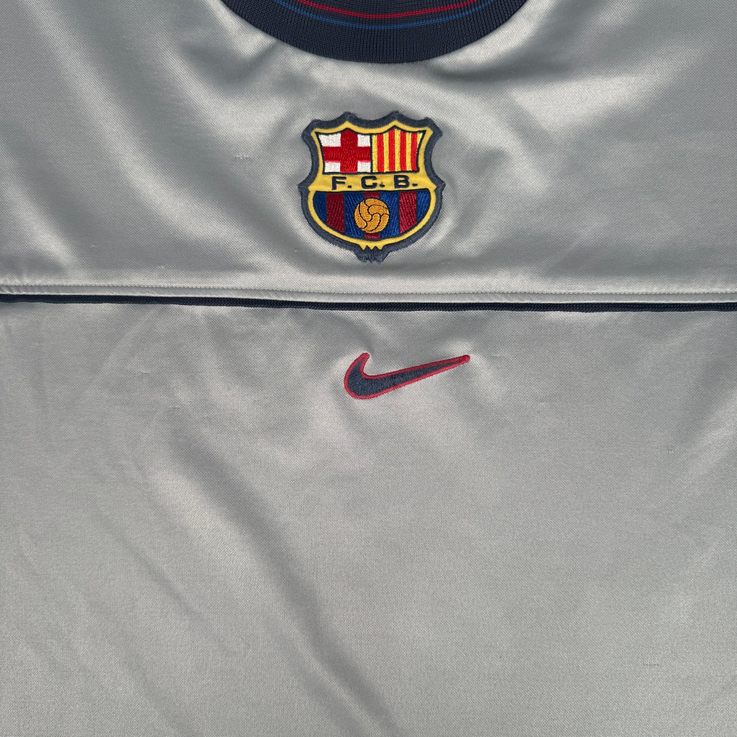 Barcelona 1998/1999/2000 Grey Training Football Shirt XL
