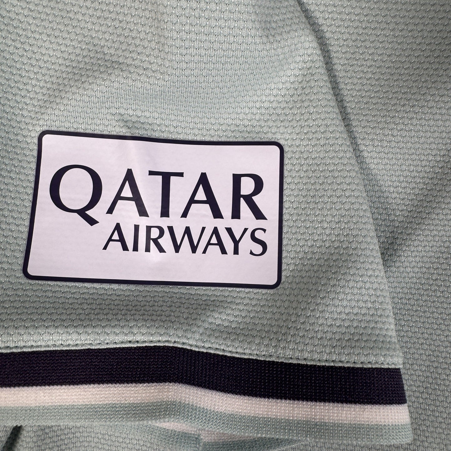 Bayern Munich 2018/2019 Away Shirt Medium