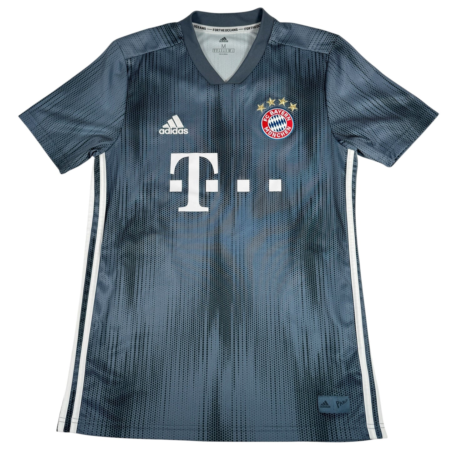 Bayern Munich 2018/2019 Third Football Shirt Medium